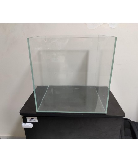 CUBE 40X40X40CM CRYSTAL CLEAR TANK